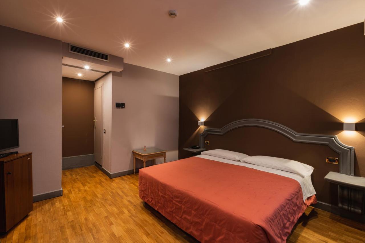 Hotel Unicorno Florence Luaran gambar