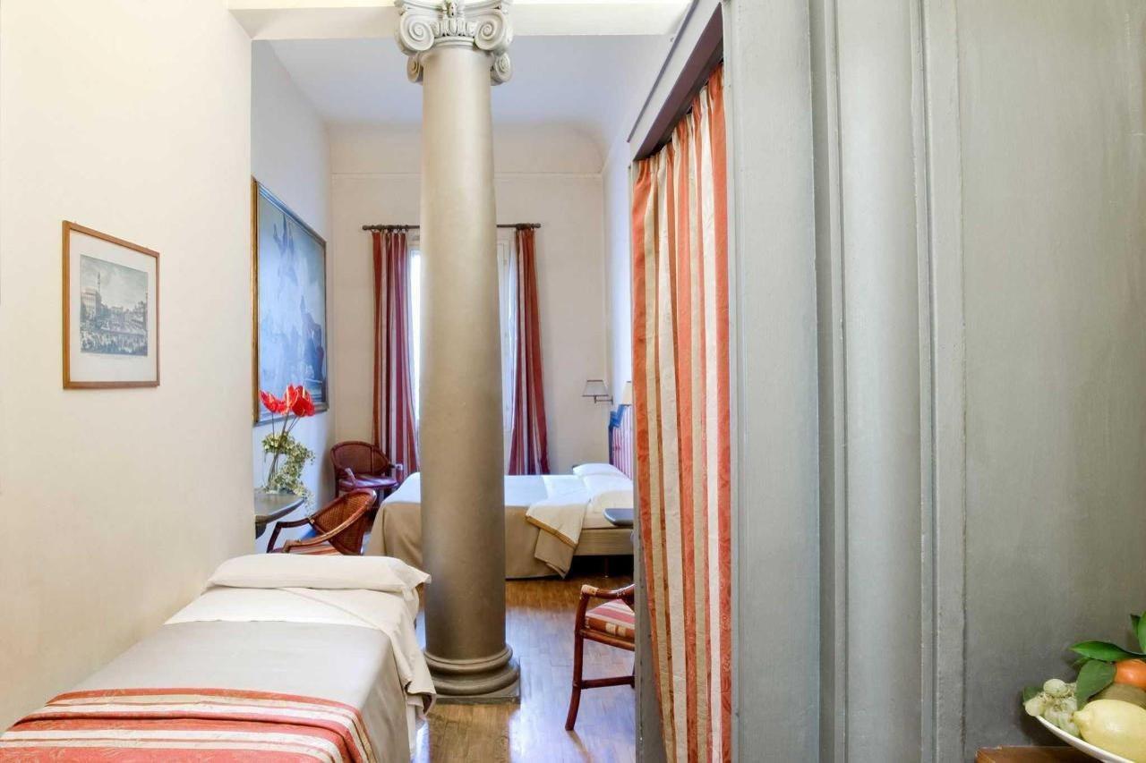 Hotel Unicorno Florence Luaran gambar