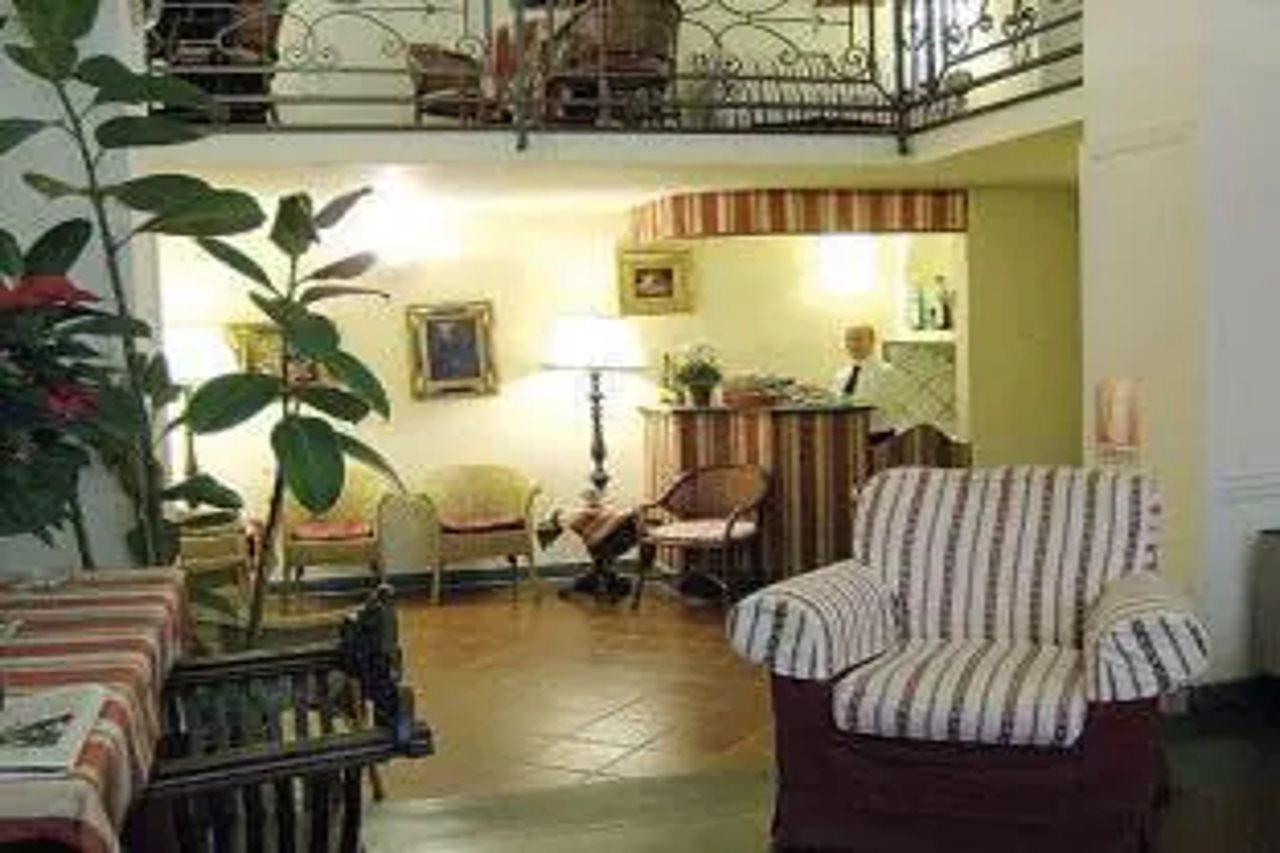 Hotel Unicorno Florence Luaran gambar