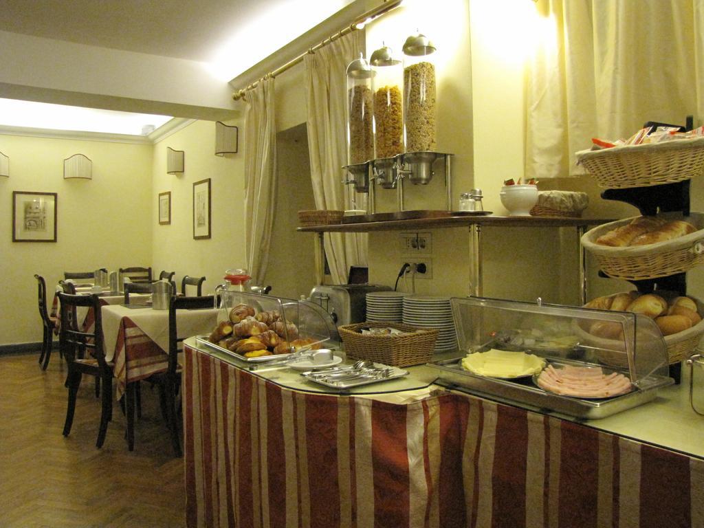 Hotel Unicorno Florence Luaran gambar